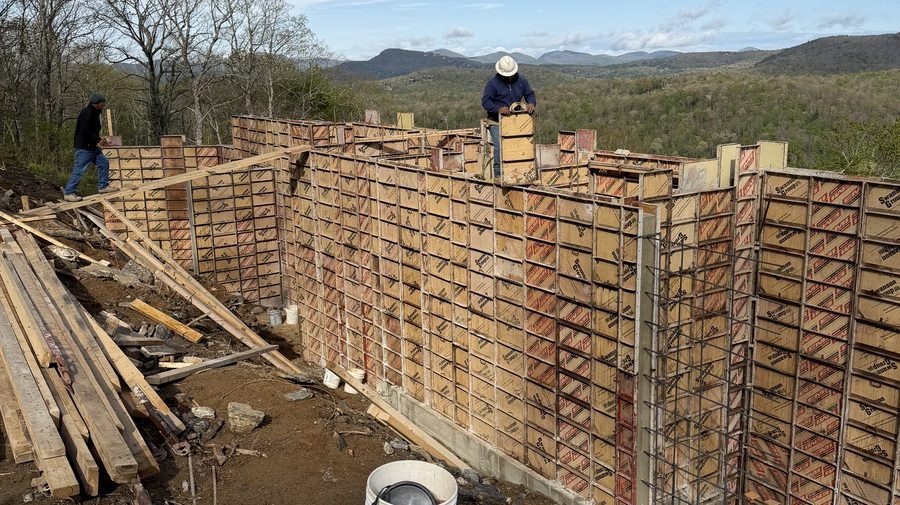 A Powell Construction custom home in Sapphire Valley on the Highlands-Cashiers Plateau