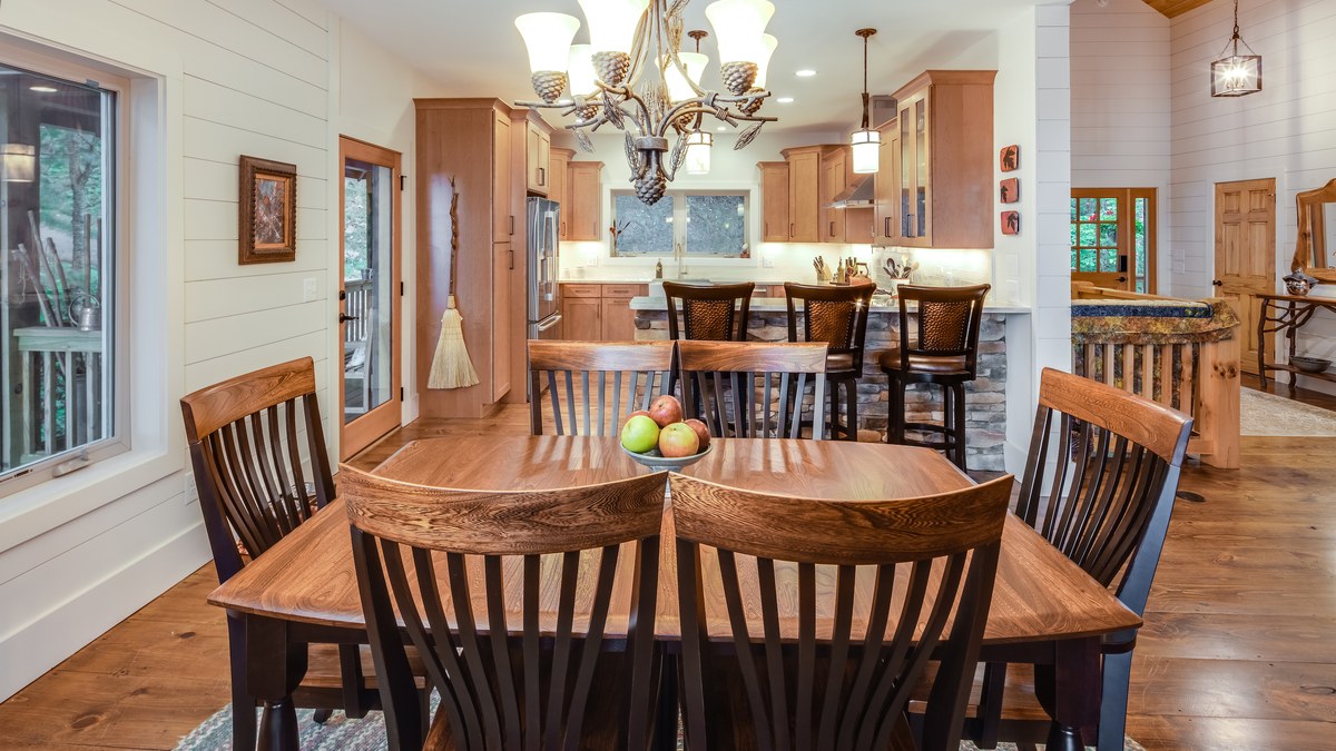 Custom dining and kitchen space
