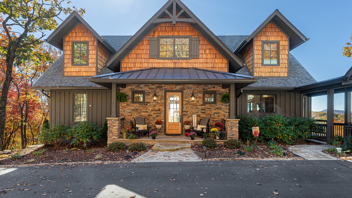 Powell Construction custom mountain home