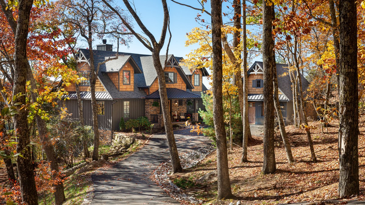 Powell Construction custom mountain home