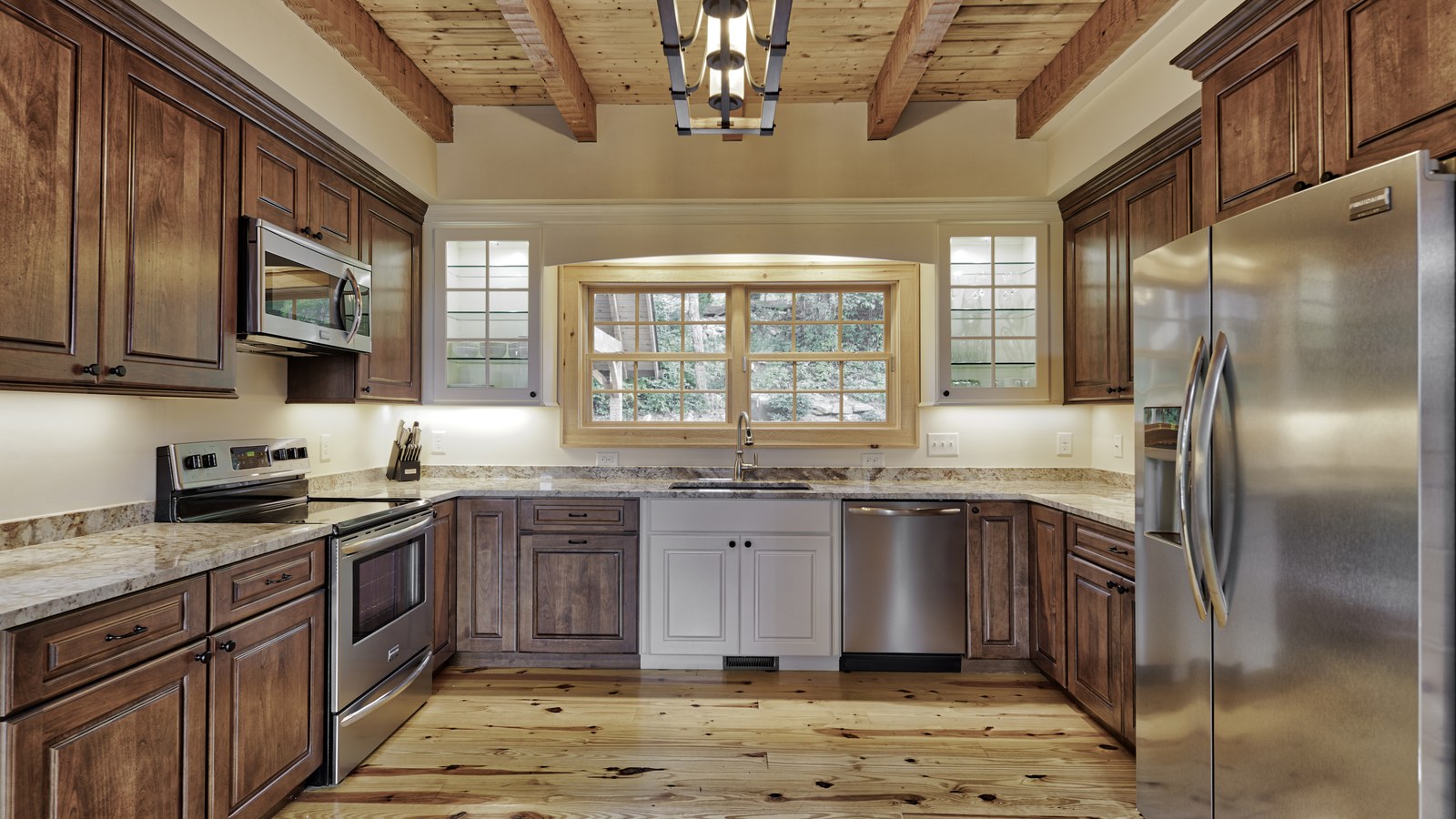 Powell Construction custom home